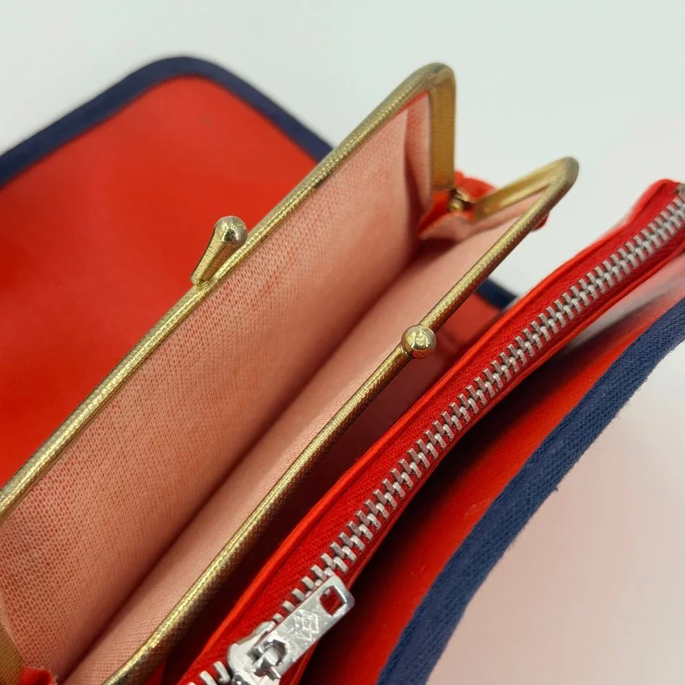 Disney Clutch Wallet Women OS Red Vintage Minnie Pluto Disney Parks Exclusive